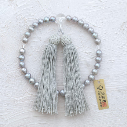 【念珠】グレー淡水真珠 片手8mm 水晶仕立 本絹頭房  SN004