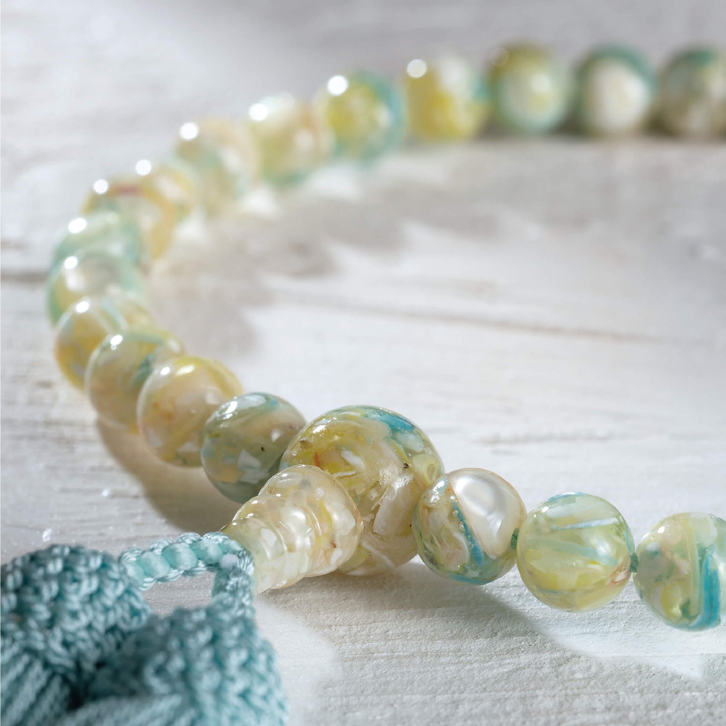 【念珠】ミックスシェル片手 共仕立 本絹頭房　SN006