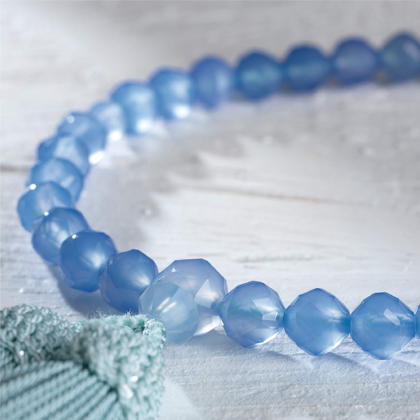 【念珠】ブルーカルセドニージュエリーカット 片手8mm 共仕立 本絹頭房  SN007