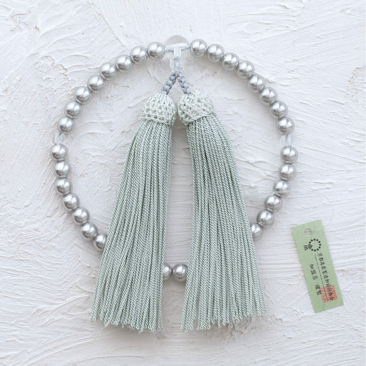 【念珠】再生グレーパール片手7mm P仕立 人絹頭房グレー　SN011