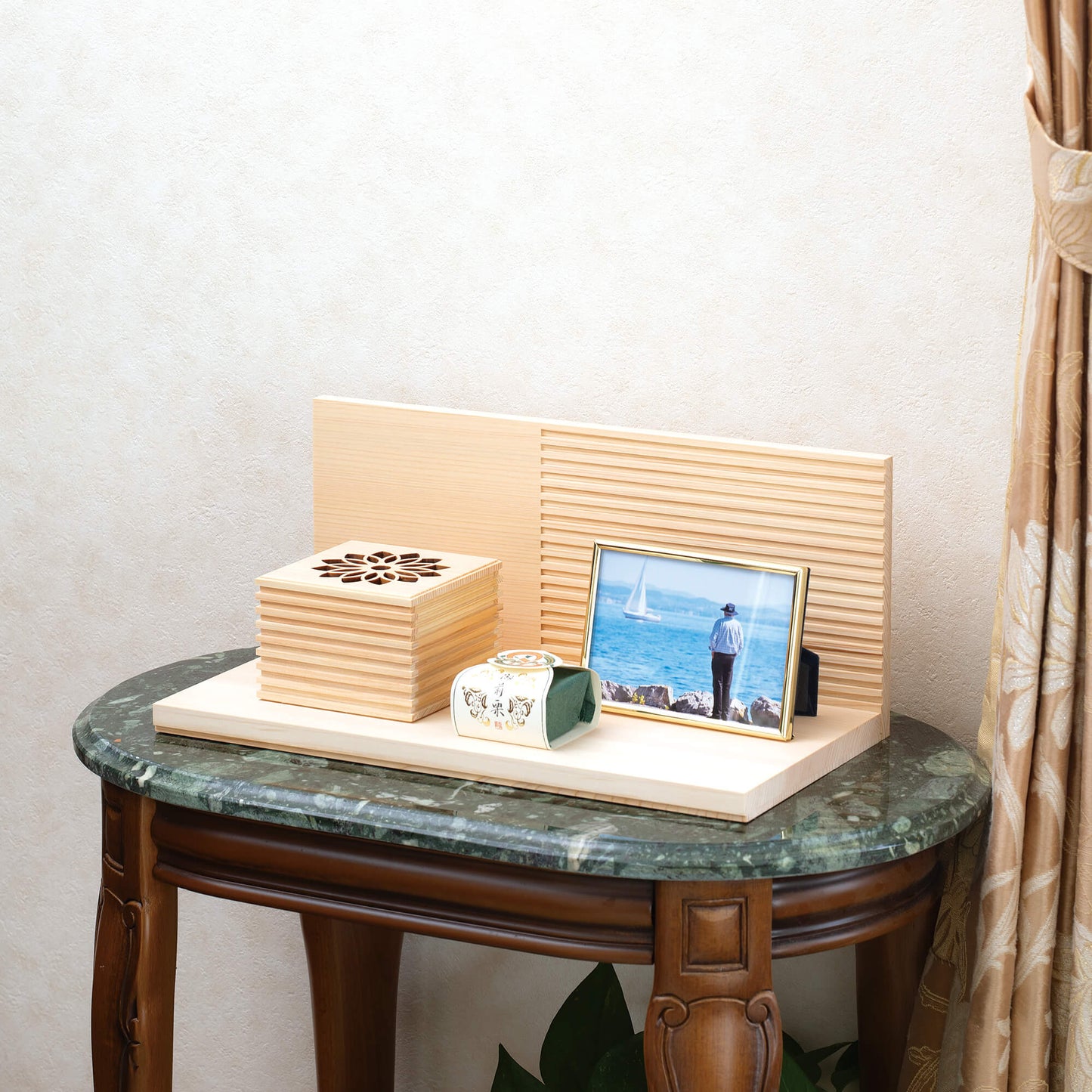 【メモリアルケース】こゆりシリーズ　ライン透かし箱 　T001