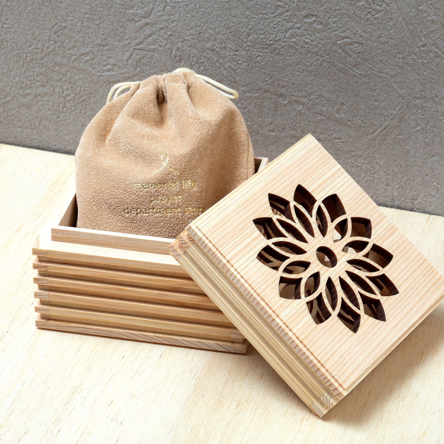 【メモリアルケース】こゆりシリーズ　ライン透かし箱 　T001